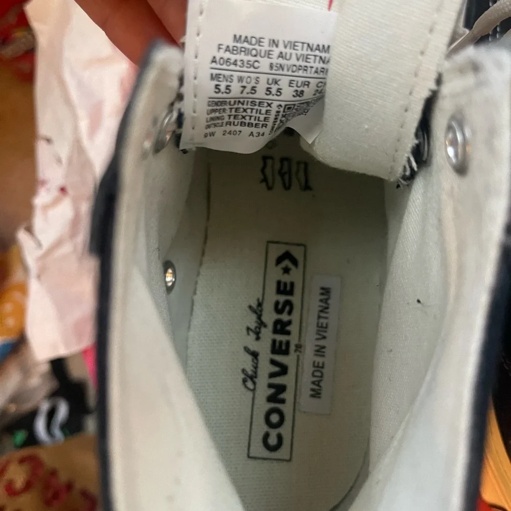 Converse Black Iconic Sneakers - Picture 8 of 12